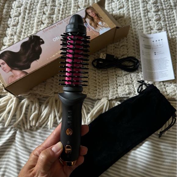 Cordless Curling Iron Brush - Picture 4 of 5